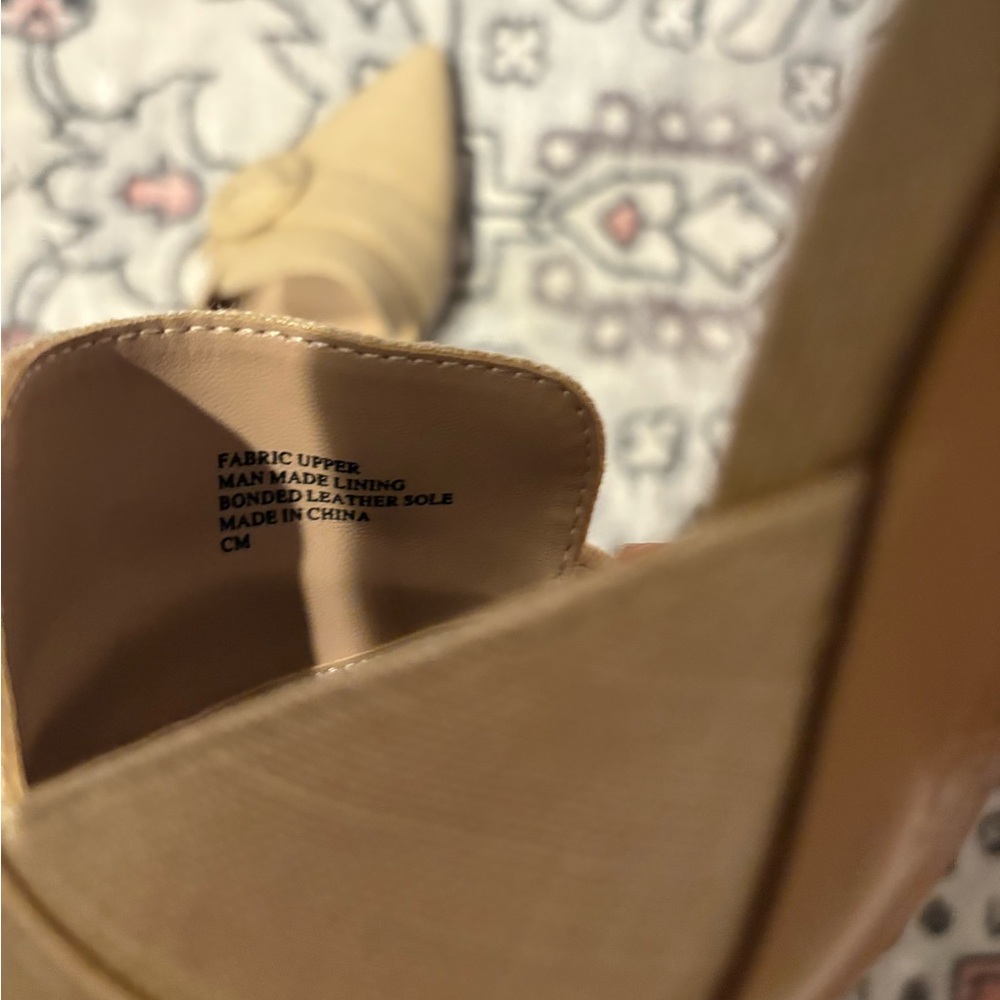 Charles Beige Tweed Heeled Mules with Loafer Design and Buckle Detail, size 8 - Picture 4 of 9